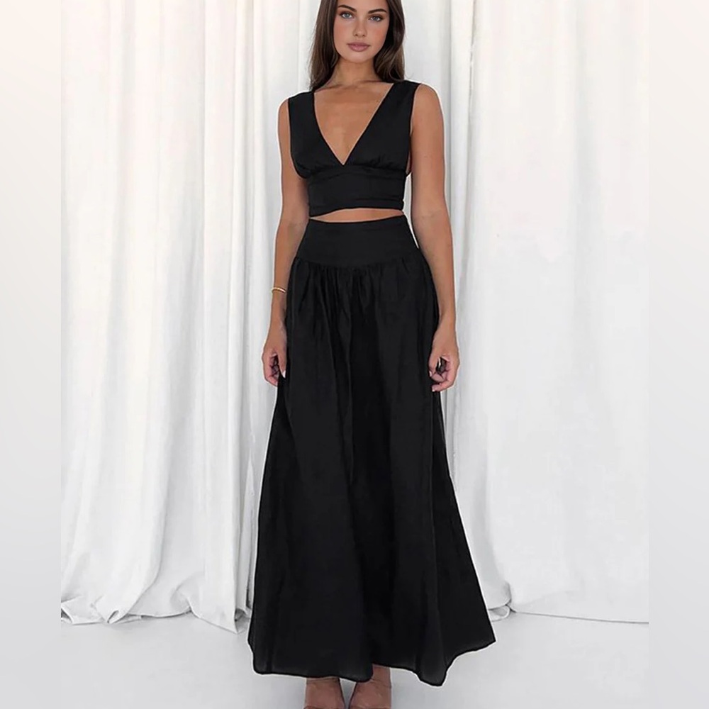 BNWT, Commense Black Two-Piece Skirt Set
